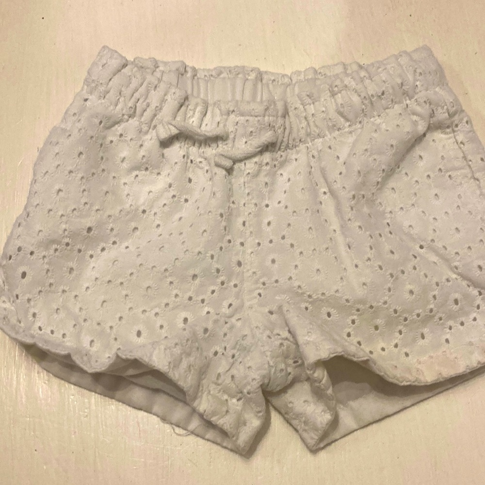 Cat & Jack eyelet shorts, size 4